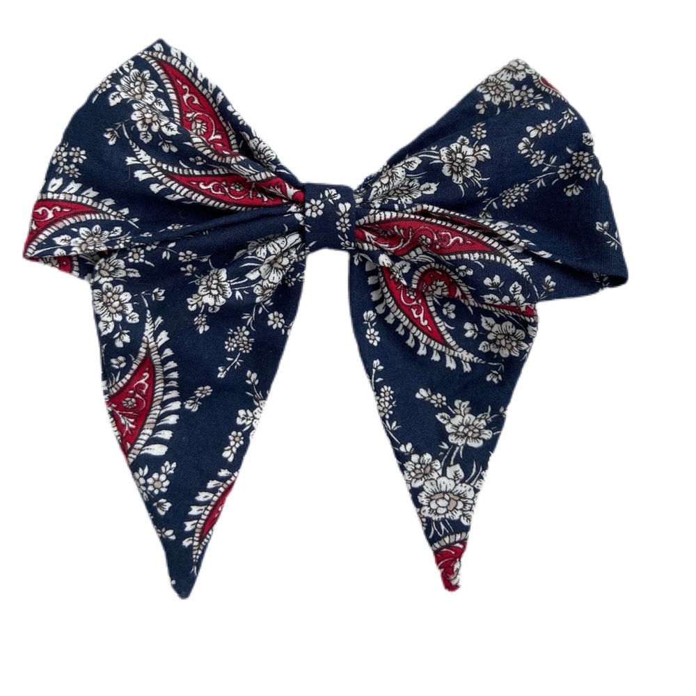 NWT- 2pack- 🎀Hair Bows- Paisley & Floral embroidered